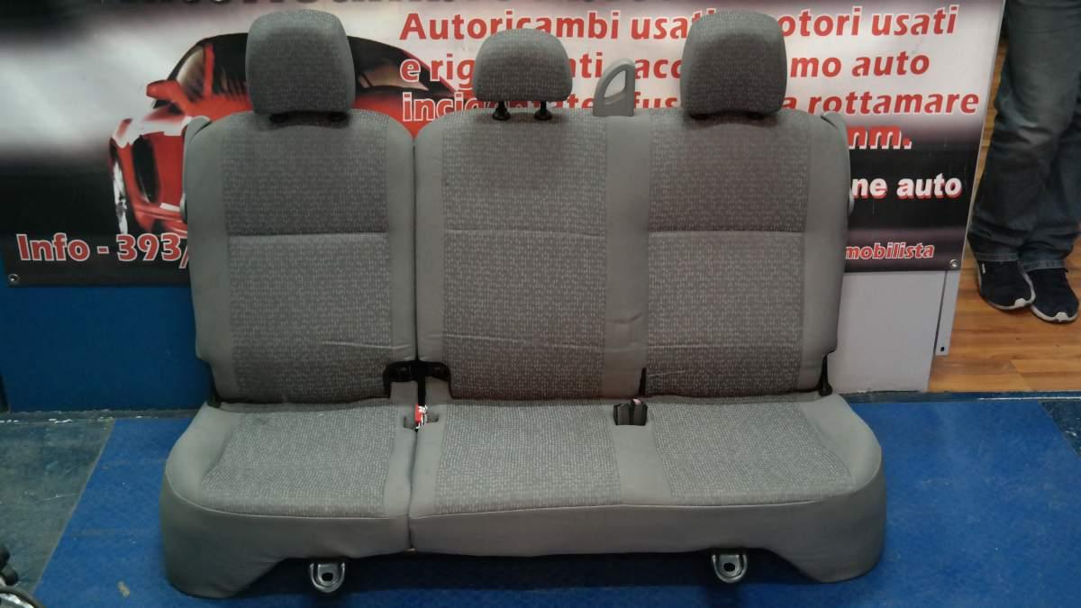 Dacia logan dal 2004 al 2010 tappezzeria completa 7 posti